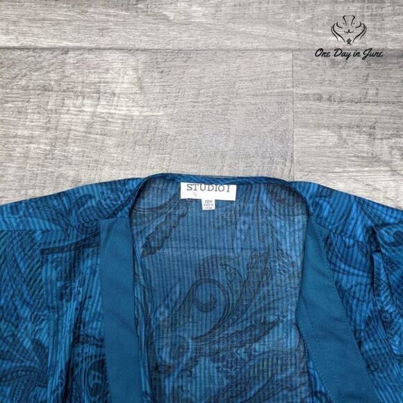 Studio I Sheer Short Sleeve Shoulder Pad Top Size 22W - Picture 5 of 5